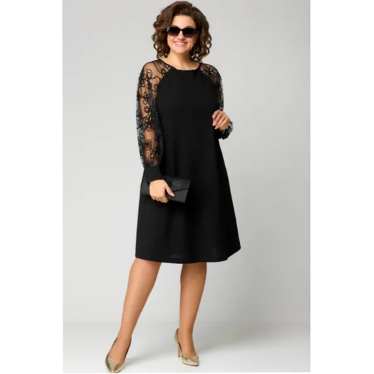 Spitzen-Patchwork-Kleid mit Rundhalsausschnitt und langen Ärmeln