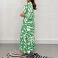 Kleid mit V-Ausschnitt, Zebrastreifen-Taille und 3/4-Ärmeln