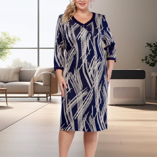 Elegantes Damenkleid mit abstraktem Print und 3/4-Ärmeln