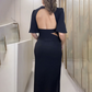 Rückenfreies Midikleid mit Taillenausschnitt und Schlitz